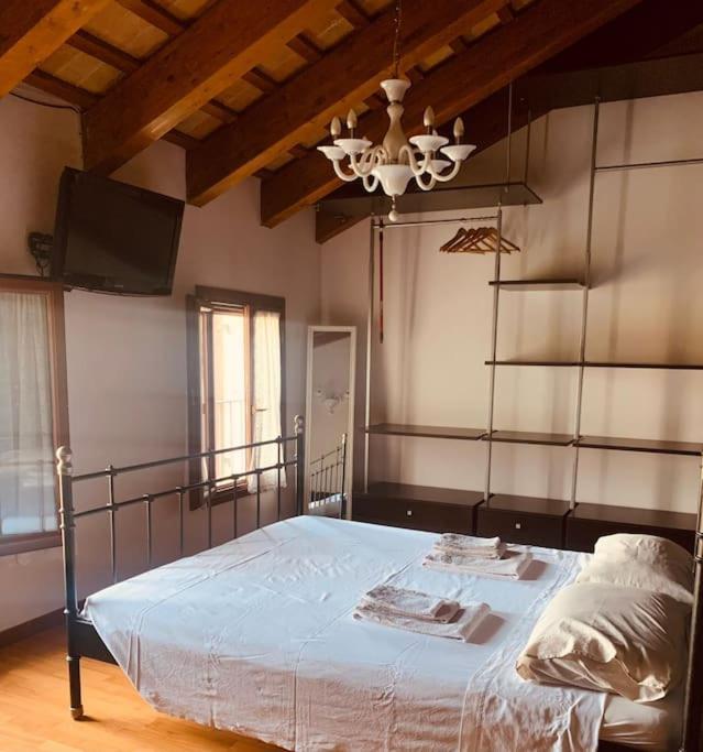 梅斯特雷Benvenuti In Casa Peluca!公寓 外观 照片